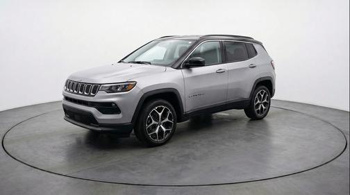 Silver Zynith Metallic Clearcoat 2025 Jeep Compass Limited