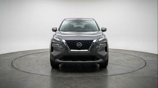 Gun Metallic 2025 Nissan Rogue SV