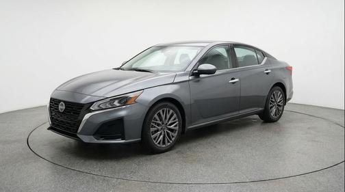 Gun Metallic 2025 Nissan Altima SV FWD