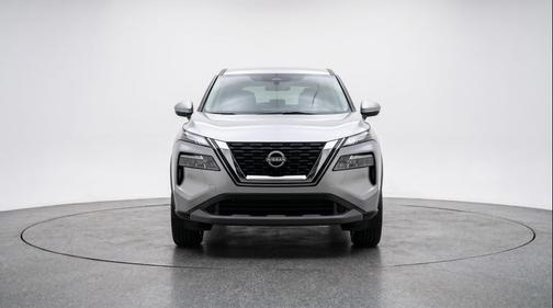 Brilliant Silver Metallic 2025 Nissan Rogue SV