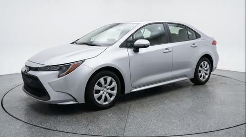 Classic Silver Metallic 2025 Toyota Corolla LE