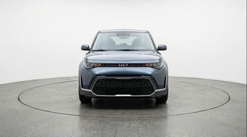 Gravity Gray 2025 Kia Soul LX
