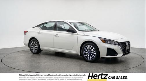 Glacier White 2025 Nissan Altima SV FWD