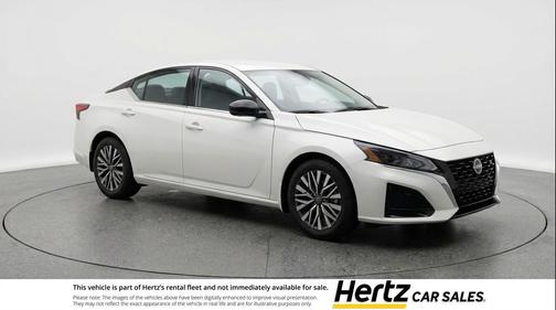 Glacier White 2025 Nissan Altima SV FWD