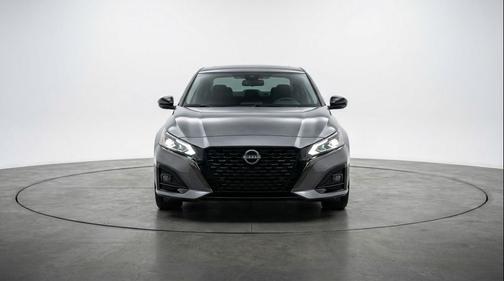 Gun Metallic 2025 Nissan Altima SV FWD