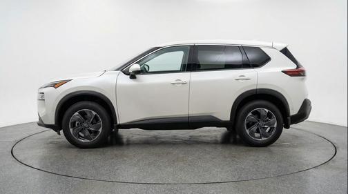 Everest White Pearl Tricoat 2025 Nissan Rogue SV