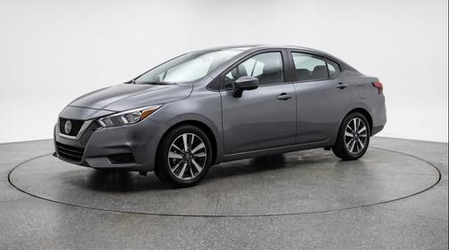Gun Metallic 2025 Nissan Versa 1.6 SV