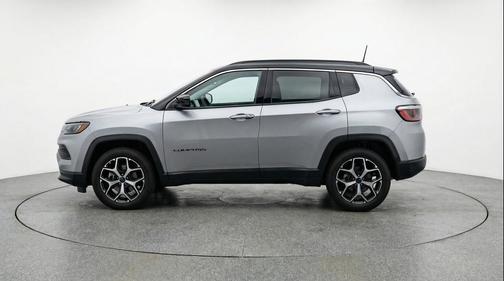 Silver Zynith Metallic Clearcoat 2025 Jeep Compass Limited