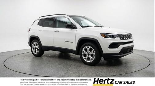 Bright White Clearcoat 2025 Jeep Compass Latitude
