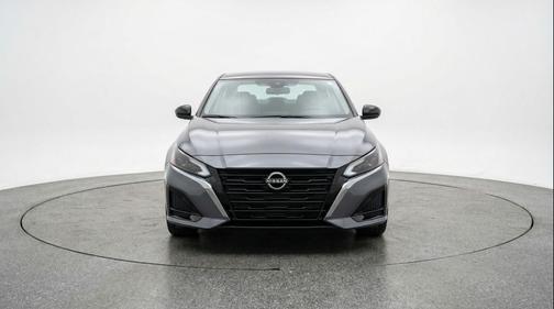 Gun Metallic 2025 Nissan Altima SV FWD