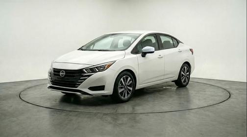 Aspen White Tricoat 2025 Nissan Versa 1.6 SV