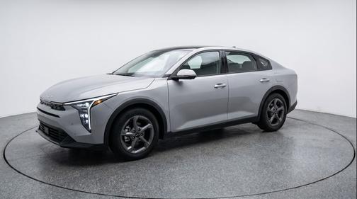 Morning Haze 2025 Kia K4 LXS