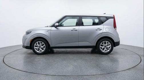 Steel Gray 2025 Kia Soul LX