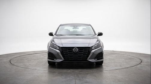 Gun Metallic 2025 Nissan Altima SV FWD