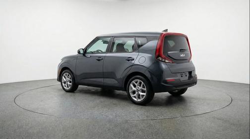 Gravity Gray 2025 Kia Soul LX