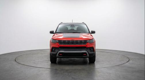 Red Hot Pearlcoat 2025 Jeep Compass Trailhawk