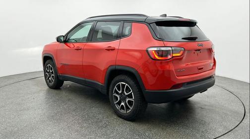Red Hot Pearlcoat 2025 Jeep Compass Trailhawk