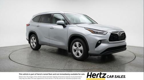 Celestial Silver Metallic 2025 Toyota Highlander LE