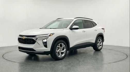 Summit White 2025 Chevrolet Trax LT