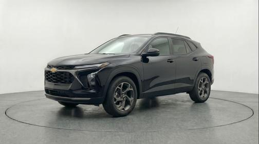 Mosaic Black Metallic 2025 Chevrolet Trax LT
