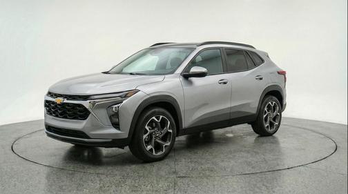 Sterling Gray Metallic 2025 Chevrolet Trax LT