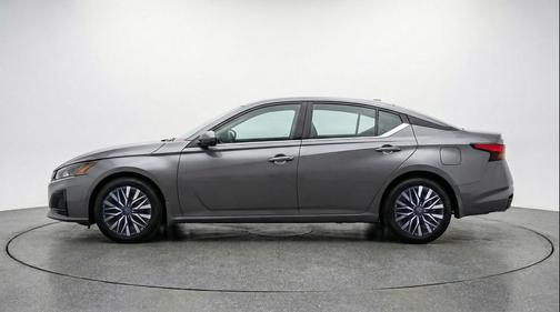 Gun Metallic 2025 Nissan Altima SV FWD