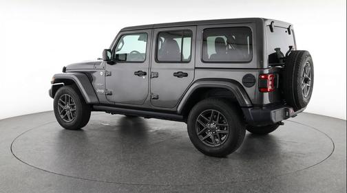 Granite Crystal Metallic Clearcoat 2025 Jeep Wrangler Sport S
