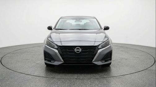 Gun Metallic 2025 Nissan Altima SV FWD