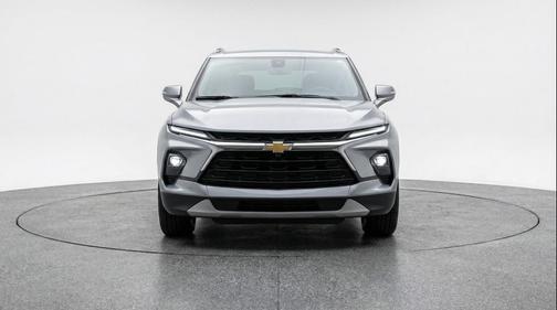 Sterling Gray Metallic 2025 Chevrolet Blazer 2LT