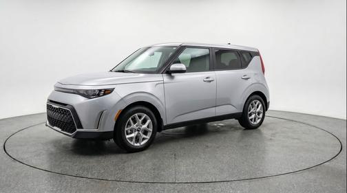 Steel Gray 2025 Kia Soul LX