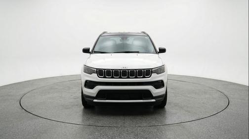 Bright White Clearcoat 2025 Jeep Compass Limited