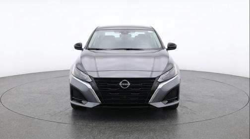 Gun Metallic 2025 Nissan Altima SV FWD