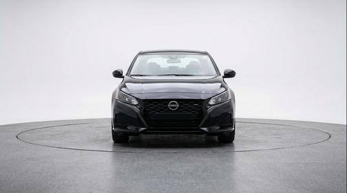 Super Black 2025 Nissan Altima SV FWD