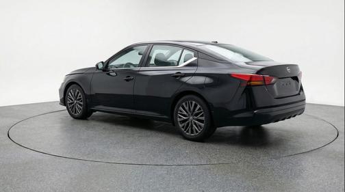 Super Black 2025 Nissan Altima SV