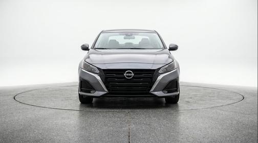 Gun Metallic 2025 Nissan Altima SV FWD