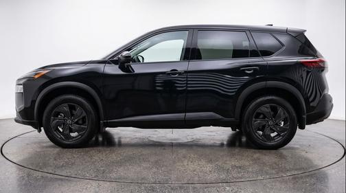 Super Black 2025 Nissan Rogue SV