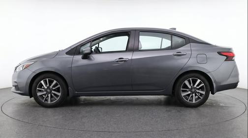 Gun Metallic 2025 Nissan Versa 1.6 SV
