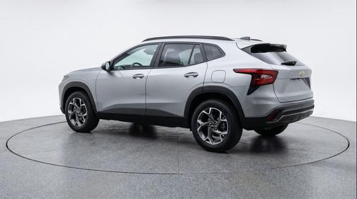 Sterling Gray Metallic 2025 Chevrolet Trax LT