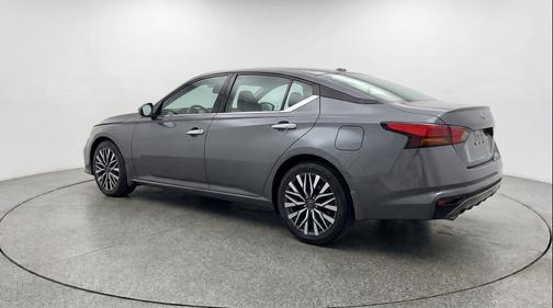 Gun Metallic 2025 Nissan Altima SV FWD