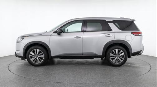 Brilliant Silver Metallic 2025 Nissan Pathfinder SV FWD