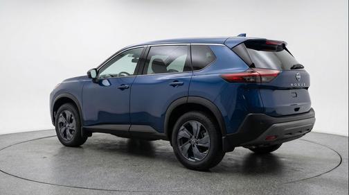 Deep Ocean Blue Pearl 2025 Nissan Rogue SV