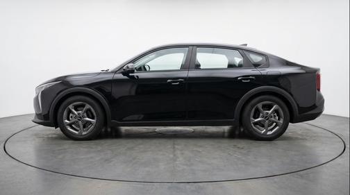 Aurora Black Pearl 2025 Kia K4 LXS