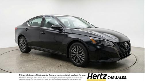 Super Black 2025 Nissan Altima SV FWD