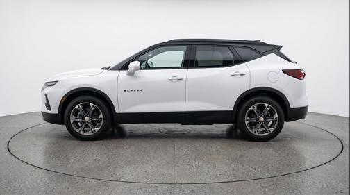 Summit White 2025 Chevrolet Blazer 2LT