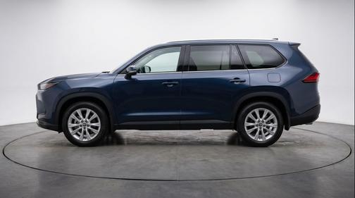 Blueprint 2025 Toyota Highlander LE