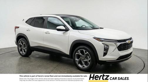 Summit White 2025 Chevrolet Trax LT