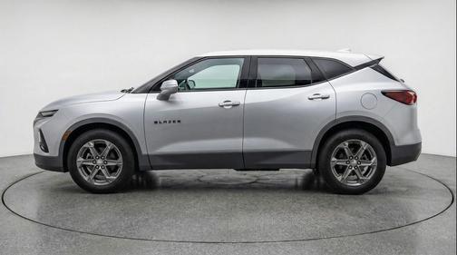 Sterling Gray Metallic 2025 Chevrolet Blazer 2LT