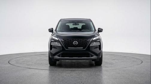 Super Black 2025 Nissan Rogue SV