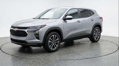 Sterling Gray Metallic 2025 Chevrolet Trailblazer LT