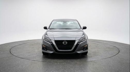 Gun Metallic 2025 Nissan Altima SV FWD